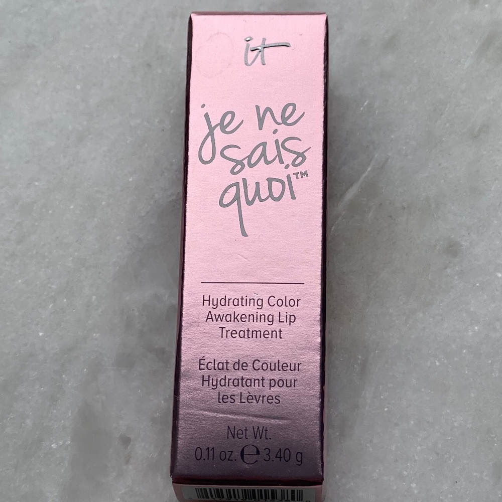 Je Ne Sais Quoi Hydrating Lip Balm Treatment